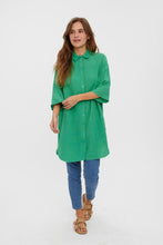 Carregar imagem no visualizador da galeria, Natali 3/4 overshirt - Holly Green
