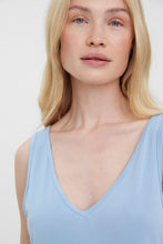 Carica l&#39;immagine nel visualizzatore di Gallery, Filli V-Neck Dress - Blue Bell
