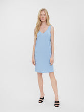 Carica l&#39;immagine nel visualizzatore di Gallery, Filli V-Neck Dress - Blue Bell
