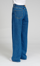 Load image into Gallery viewer, The Original Performance Wide Jeans - Medium Blue Denim - TeeShoppen - Blue 11
