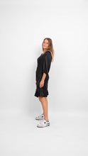 Cargar imagen en el visor de la galería, Essi 3/4 Short Dress - Black - Vero Moda - Black 3
