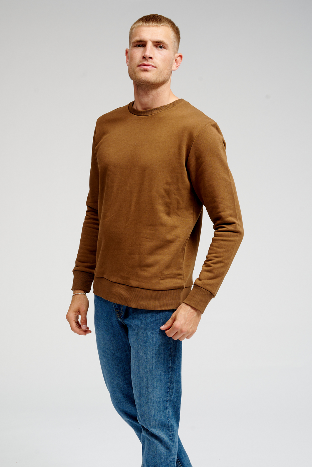 Basic Crewneck Sweat - Brown - TeeShoppen - Brown