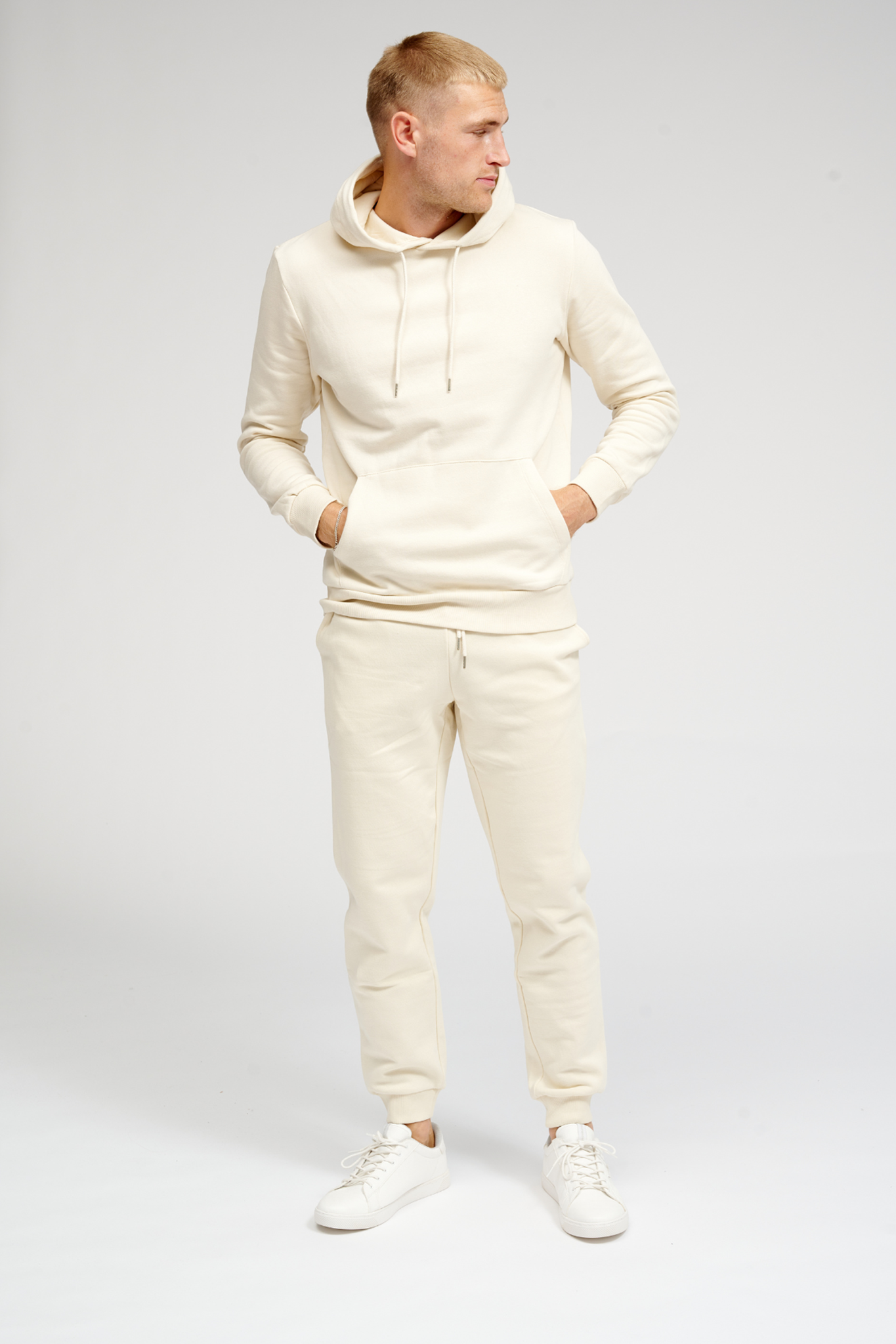 Basic Sweatpants - Light Beige - TeeShoppen - Khaki 4