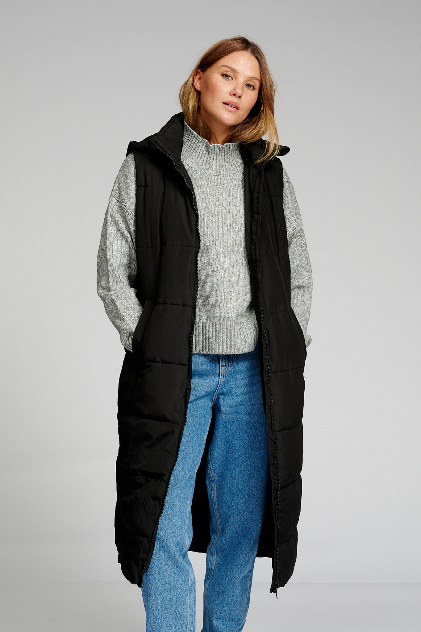 Long Puffer Vest - Black - TeeShoppen - Black