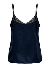 Afbeelding in Gallery-weergave laden, Top with lace details  - Sky captain - Jacqueline de Yong - Black 2
