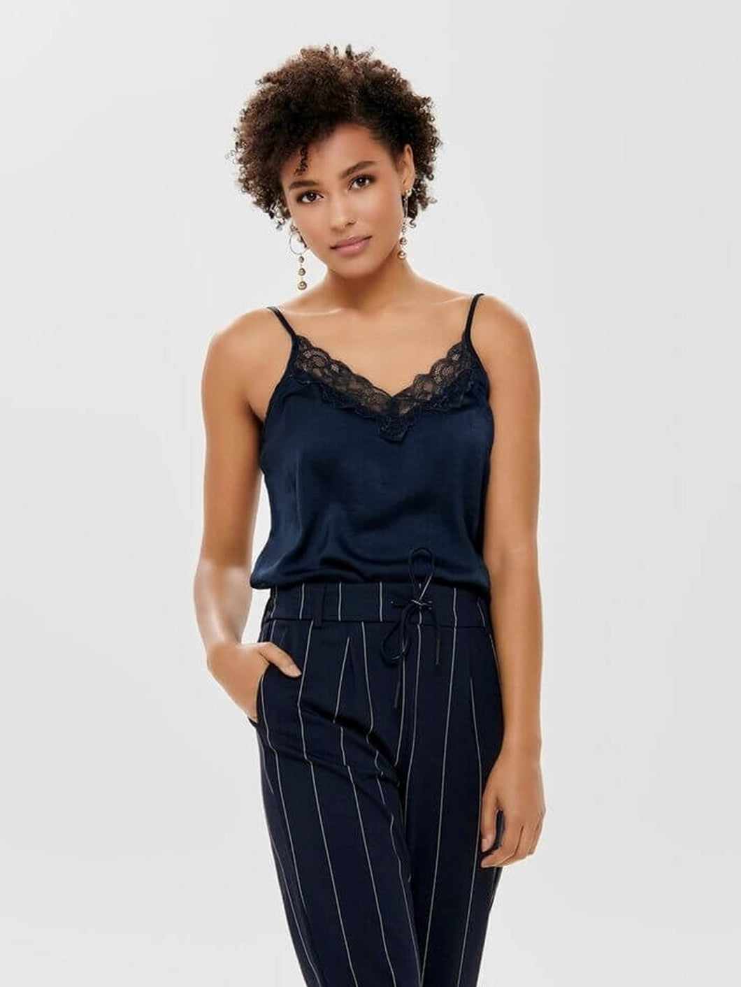 Top with lace details  - Sky captain - Jacqueline de Yong - Black
