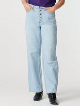 Load image into Gallery viewer, Juicy Jeans (wide leg) - Light denim blue - ONLY - Blue
