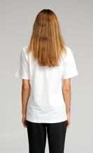 Carregar imagem no visualizador da galeria, Oversized T-shirt - White - TeeShoppen - White 4
