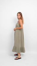 Charger l&#39;image dans la galerie, Lelou Slip dress - Sea Spray - PIECES - Green 2
