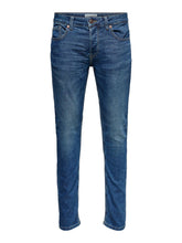 Carregar imagem no visualizador da galeria, Loom Stretch Jeans - Blue denim - Only &amp; Sons - White
