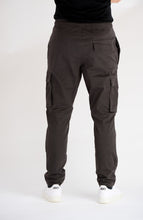 Load image into Gallery viewer, Cam Linus Cargo Pants - Licorice - Only &amp; Sons - Black 4
