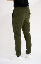 Load image into Gallery viewer, Cam Linus Cargo Pants - Rosin - Only &amp; Sons - Green 5
