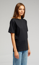 Charger l&#39;image dans la galerie, Oversized T-shirt - Black - TeeShoppen - Black 2
