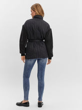 Carregar imagem no visualizador da galeria, Lilla Tinna Teddy jacket - Black - Vero Moda - Black 2
