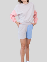 Load image into Gallery viewer, Mera Color Blocks Shorts - Sand / Blue - Jacqueline de Yong - Khaki
