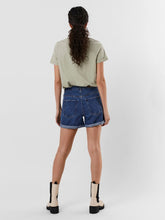 Load image into Gallery viewer, Loose Shorts - Medium Blue Denim - Vero Moda - Blue 2
