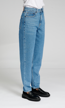 Load image into Gallery viewer, The Original Performance Mom Jeans - Light Blue Denim - TeeShoppen - Blue 7
