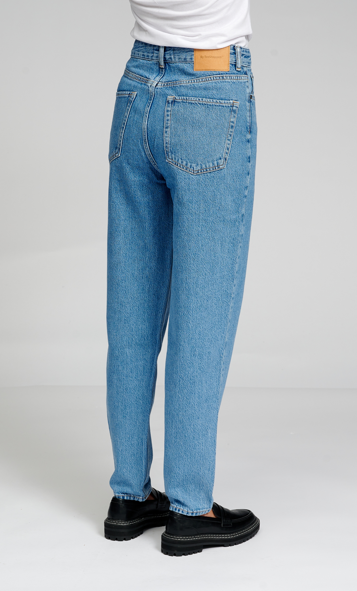 The Original Performance Mom Jeans - Light Blue Denim - TeeShoppen - Blue 6