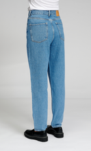 Load image into Gallery viewer, The Original Performance Mom Jeans - Light Blue Denim - TeeShoppen - Blue 5
