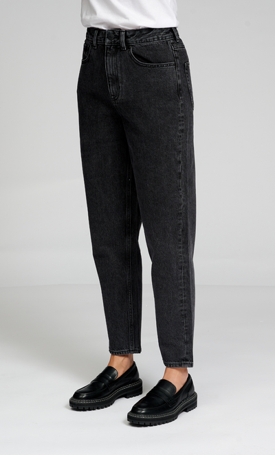 The Original Performance Mom Jeans - Washed Black Denim - TeeShoppen - Black 9