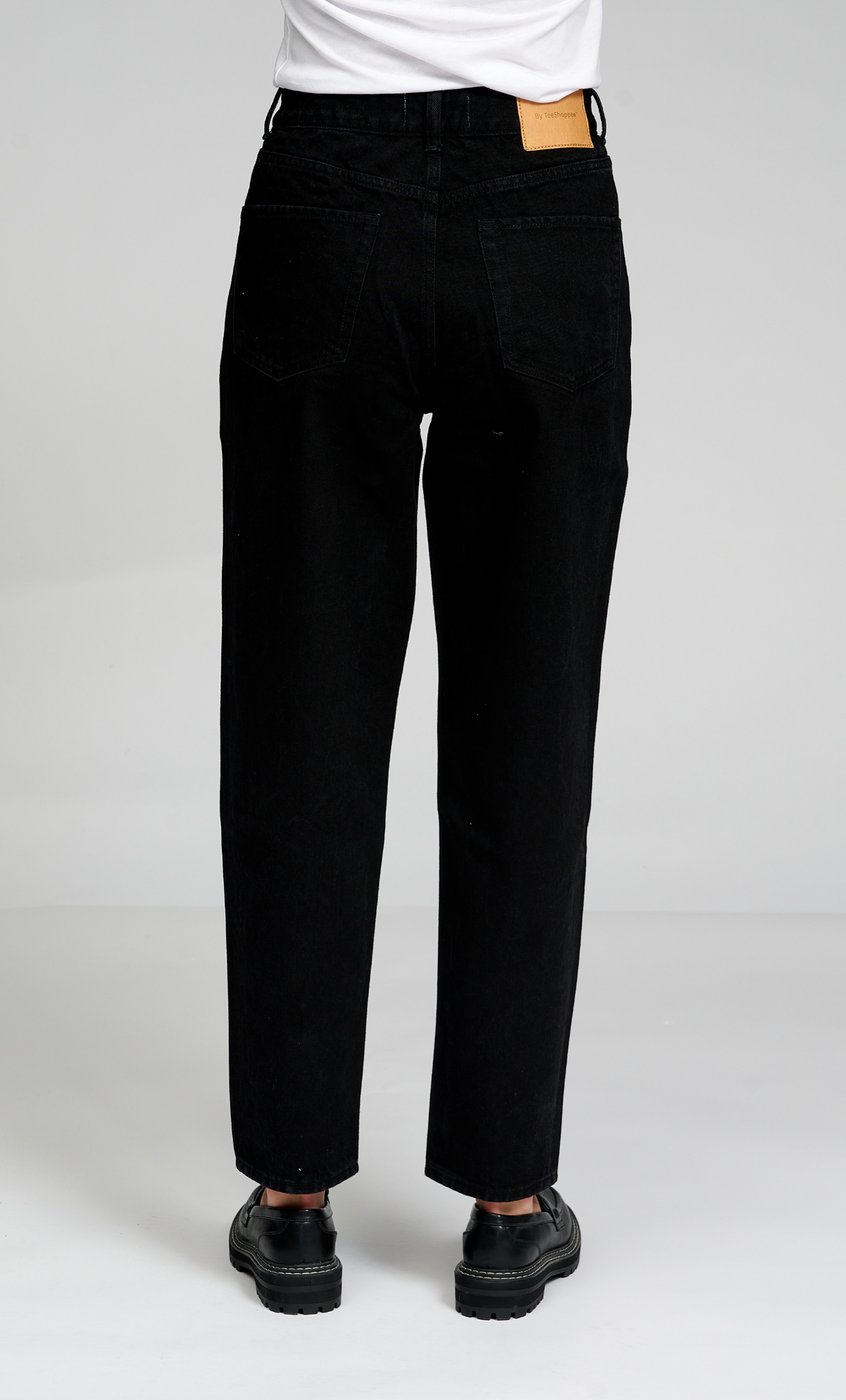 The Original Performance Mom Jeans - Black Denim - TeeShoppen - Black 6