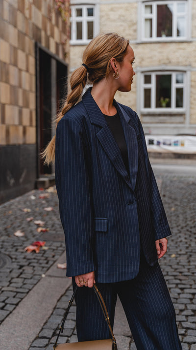 Oversized blazer met klassieke pakbroeken - pakketdeal (marine -krijtstreep)