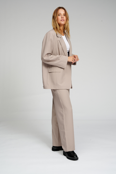 Blazer surdimensionné avec pantalon de costume classique - Forme de package (gris)