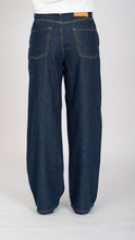 Load image into Gallery viewer, The Original Performance Wide Jeans - Dark Blue Denim - TeeShoppen - Blue 15
