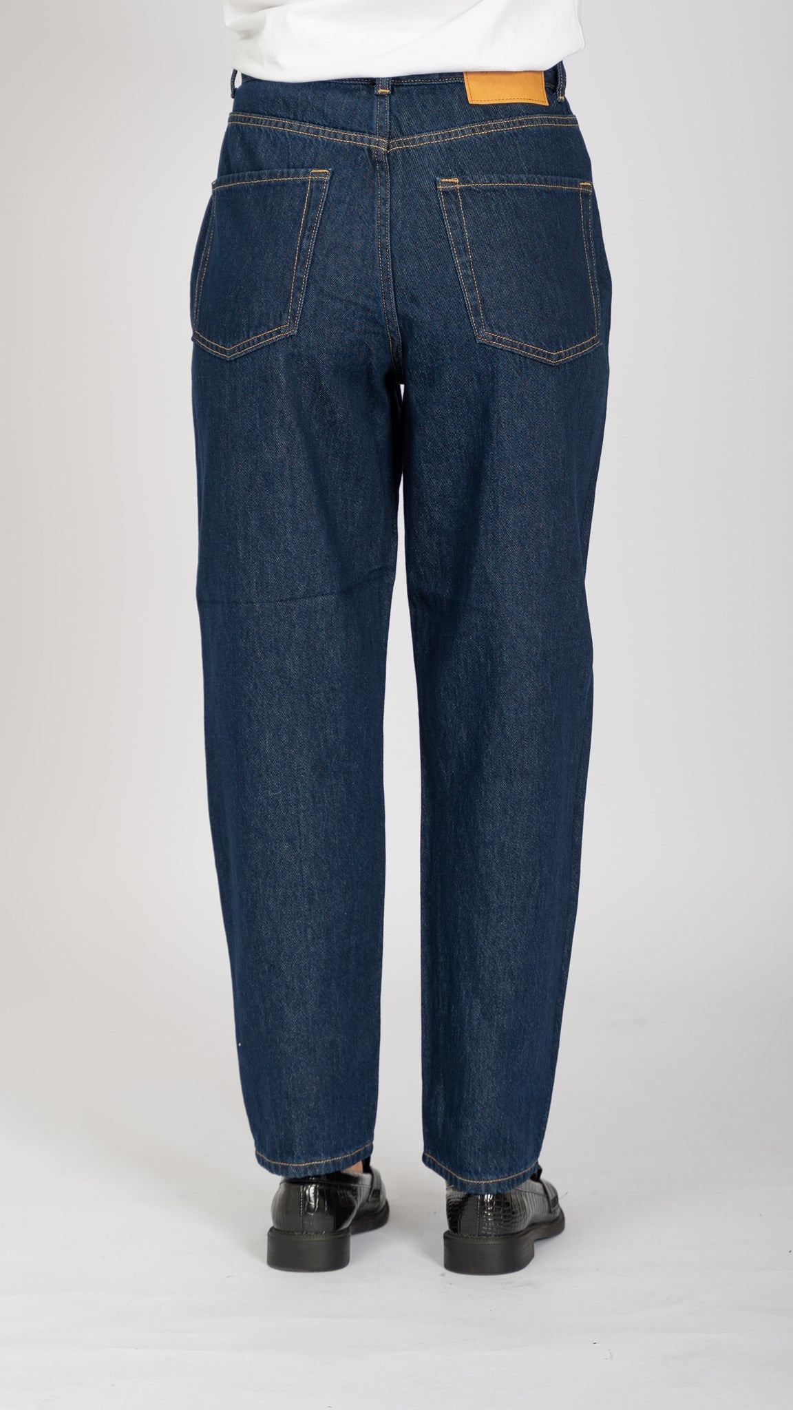 The Original Performance Mom Jeans - Dark Blue Denim - TeeShoppen - Blue 4