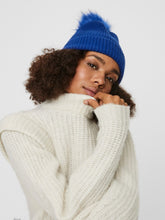 Load image into Gallery viewer, Lif Pom Hat - Blue - Vero Moda - White
