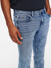 Cargar imagen en el visor de la galería, Loom Life Slim Jeans - Blue Denim - Only &amp; Sons - White 6
