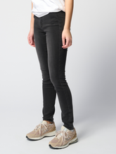 Charger l&#39;image dans la galerie, The Original Performance Skinny Jeans - Washed Black Denim - TeeShoppen - Black 4
