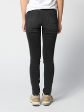 Charger l&#39;image dans la galerie, The Original Performance Skinny Jeans - Washed Black Denim - TeeShoppen - Black 2
