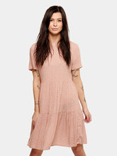 Carregar imagem no visualizador da galeria, Anna dotted dress - Rosa - Amis de Copenhague - Pink
