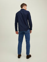 Afbeelding in Gallery-weergave laden, Brook Grindle Shirt - Perfect Navy - Jack &amp; Jones - Blue 6
