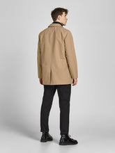 Load image into Gallery viewer, Brandon Trenchcoat - Beige - Jack &amp; Jones - Khaki 7
