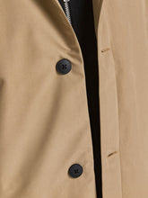 Load image into Gallery viewer, Brandon Trenchcoat - Beige - Jack &amp; Jones - Khaki 2
