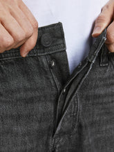 Carregar imagem no visualizador da galeria, Chris Original Jeans MF993 - Black Denim - Jack &amp; Jones - Black 5
