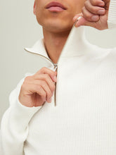 Carregar imagem no visualizador da galeria, Half Zip Knit - Egret - Jack &amp; Jones - White 2
