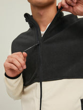 Load image into Gallery viewer, Hyper Fleece Jacket - Moonbeam - Jack &amp; Jones - Khaki 2
