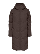 Carregar imagem no visualizador da galeria, Ulrikka Water-repellent Duvet Jacket - Chocolate Brown - Jacqueline de Yong - Brown
