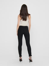 Afbeelding in Gallery-weergave laden, Performance Jeans - Black (mid-waist) - Jacqueline de Yong - Black 6
