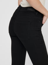 Afbeelding in Gallery-weergave laden, Performance Jeans - Black (mid-waist) - Jacqueline de Yong - Black 4
