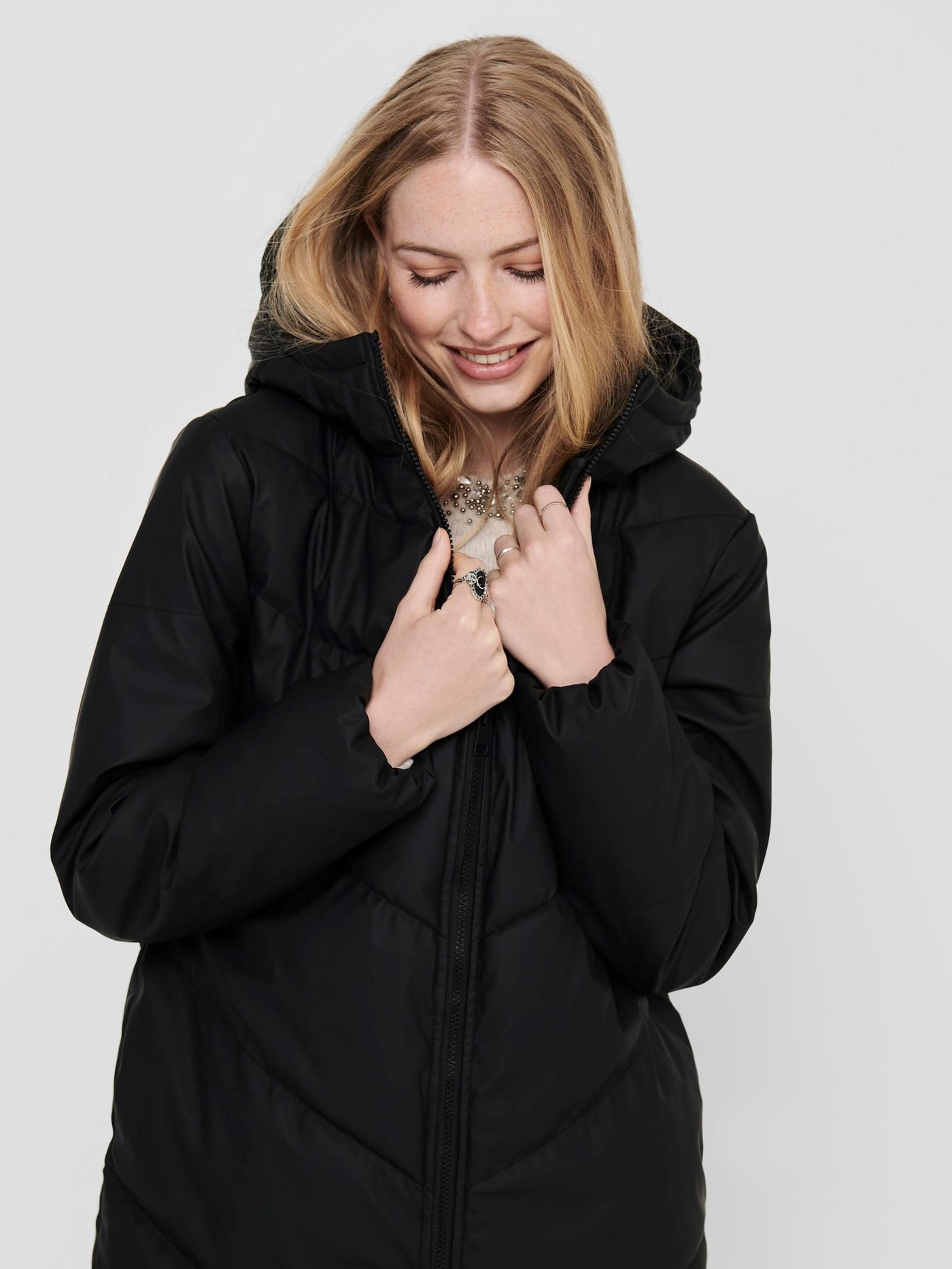 Ulrikka Water-repellent Duvet Jacket - Black - Jacqueline de Yong - Black 5