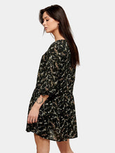 Load image into Gallery viewer, Ellen dress - Black-flowered - Jacqueline de Yong - Black 3
