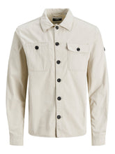 Cargar imagen en el visor de la galería, Coben Overshirt - Moonbeam - Jack &amp; Jones - White 2
