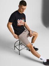 Load image into Gallery viewer, Star Sweat Shorts - Fungi - Jack &amp; Jones - Brown 4
