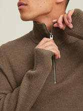 Charger l&#39;image dans la galerie, Half Zip Knit - Otter - Jack &amp; Jones - Brown 2
