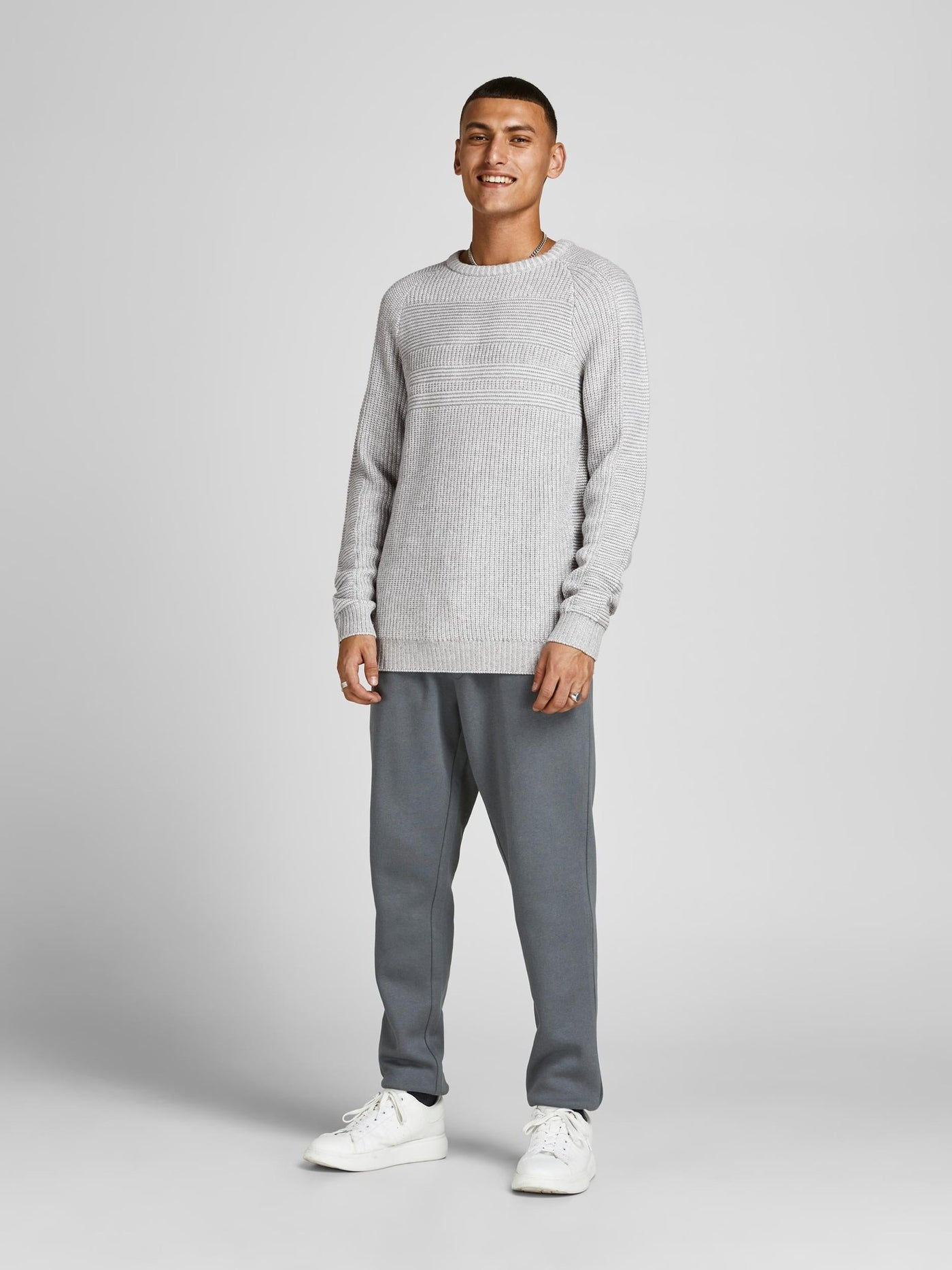 Power Crewneck - Light gray - Jack & Jones - Grey 2