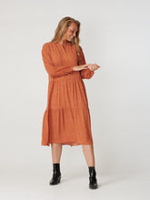 Load image into Gallery viewer, Sara long-sleeved dress - Rosa - Amis de Copenhague - Orange 2
